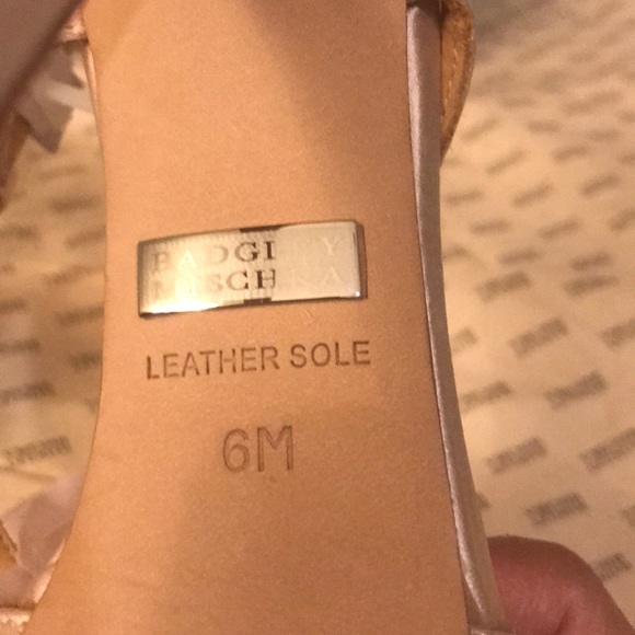 BRAND NEW Badgley Mischka Blush Heels - Picture 6 of 6